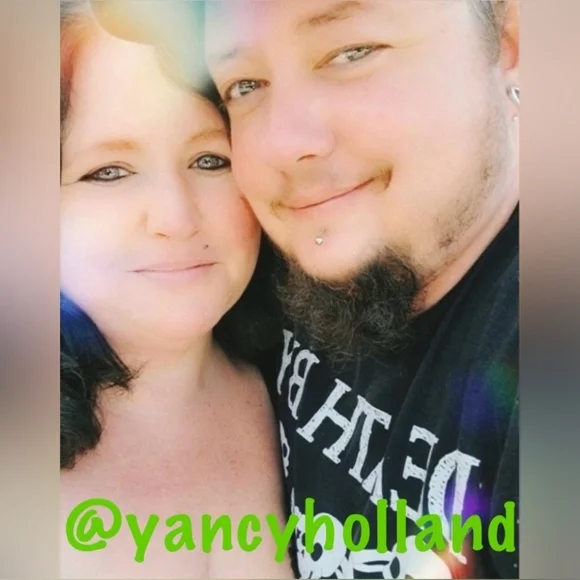 BLACK FRIDAY 3 HOST 3 AMAZING GIVEAWAYS ONE DAY! - Picture 4 of 4